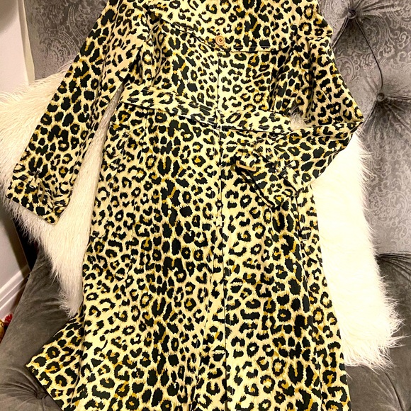 Leopard trench - Picture 2 of 2